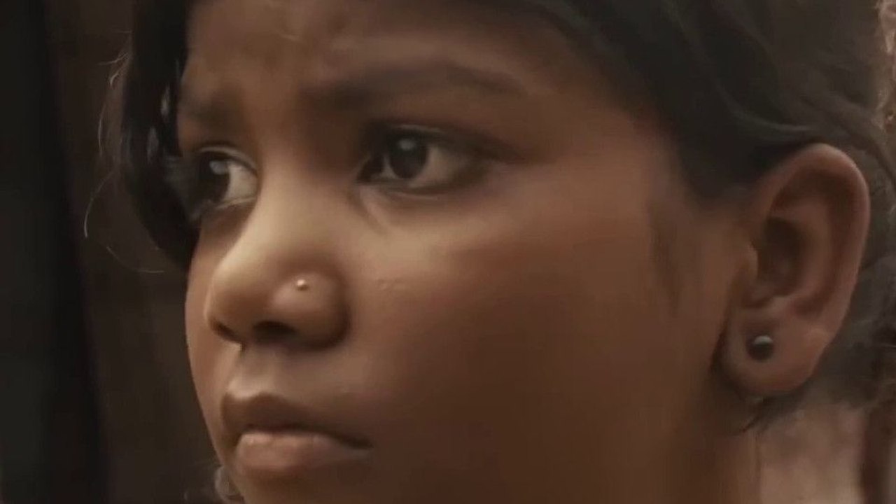 Anuja Trailer OV STEN