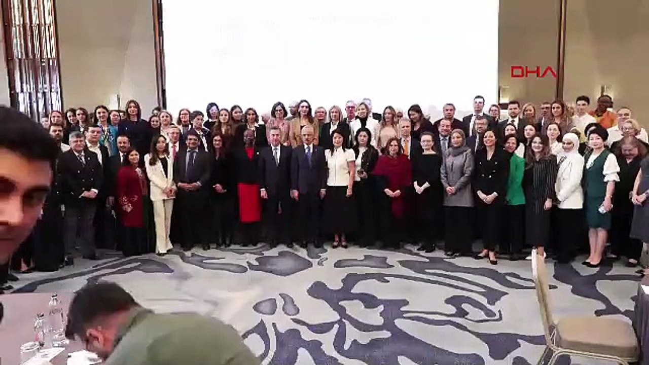 Bakan AK Parti'nin 23 yıldır iktidarda olduğunu unuttu!