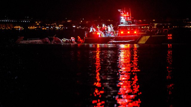 American Airlines expresa su profundo dolor tras la colisión del avión y el helicóptero