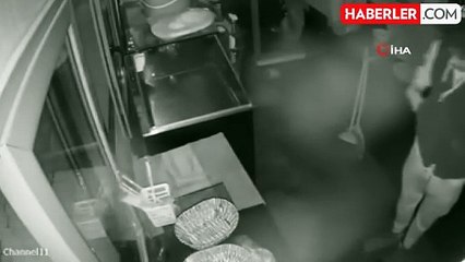 Bursa'da Kafeye Giren Hırsız Güvenlik Kamerasında Yakalandı