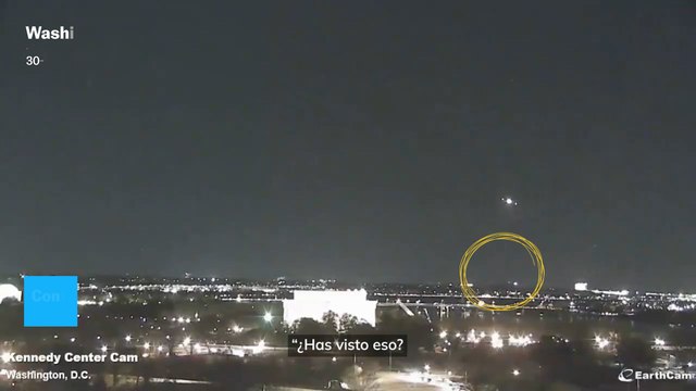 Audio de la torre de control en Washington D.C tras el accidente aéreo: ¿Has visto eso?