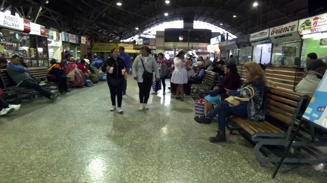 Transportistas de Quillacollo en paro indefinido exigiendo incremento de pasajes