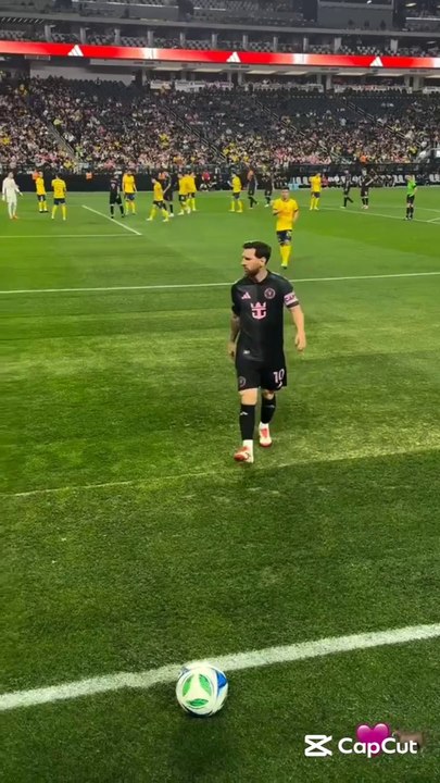 Messi new look