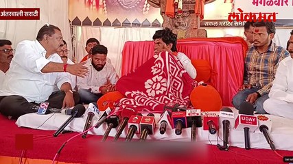 मनोज जरांगेंच्या बाजूला धस-सोनवणे