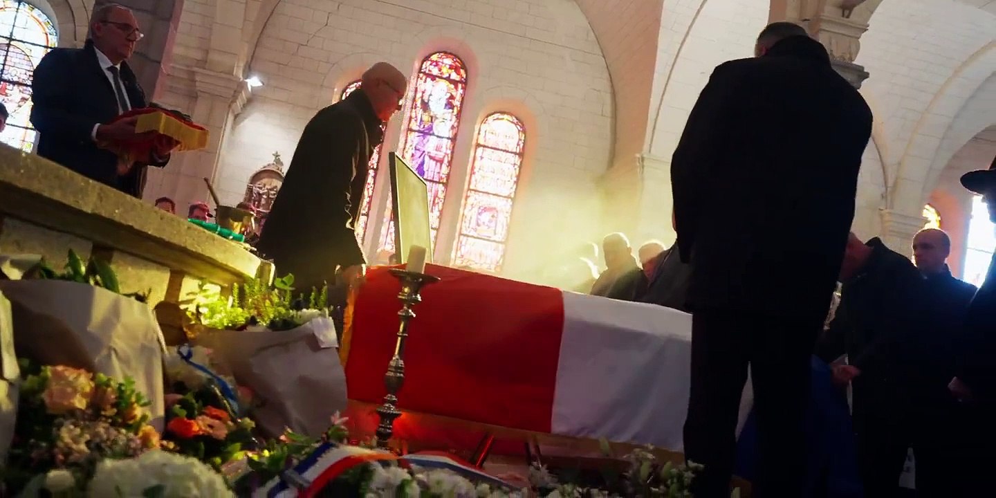 Regardez la vidéo dévoilée par la famille de Jean-Marie Le Pen tournée lors des obsèques du fondateur du Front national à la Trinité-sur-Mer le 11 janvier dernier