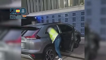 Cae uno de los fugitivos franceses más buscados en Barcelona: con AK-47 incluido