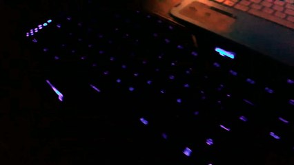 Teclado retroiluminado Nisuta