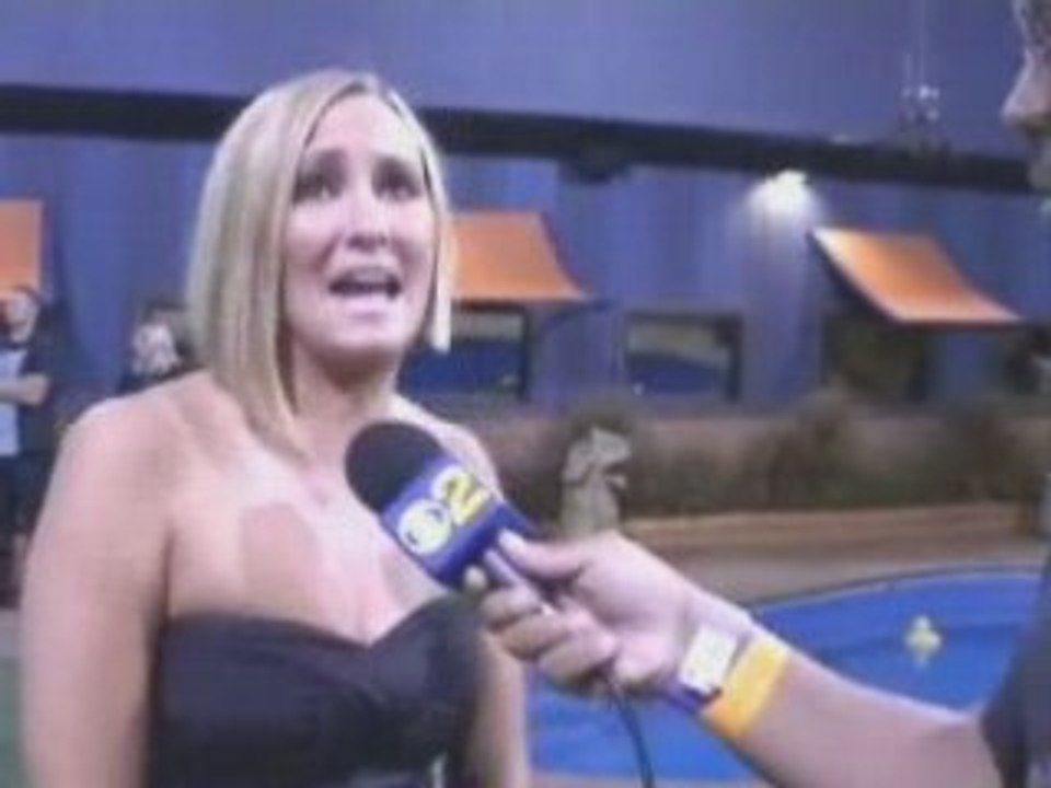 Cbs2.com - Backstage At The Big Brother 9 Finale