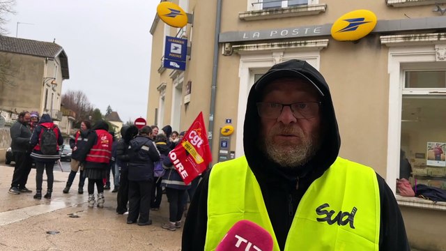 Une réorganisation incendiaire pour les facteurs