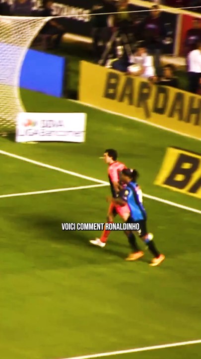 Un coup de génie de Ronaldinho #sport #football