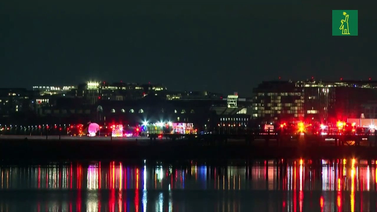 Descartan sobrevivientes del choque aéreo cerca de Washington