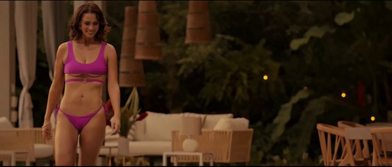 Perfil Falso "Fake Profile" | Carolina in a swimsuit [English Sub