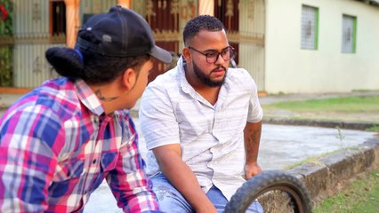 TENiA DINERO PERO SU MADRE PASABA HAMBRE