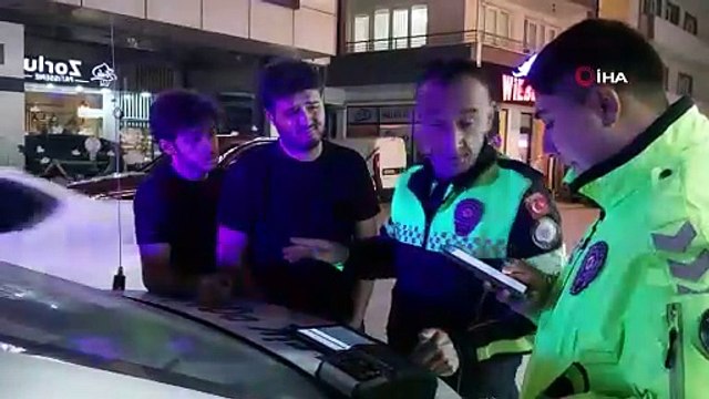 Polis çakarlı trafik magandalarını affetmedi: Son çakan polis oldu!