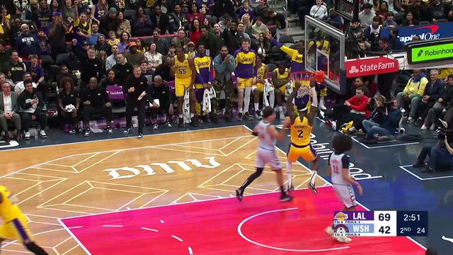 LeBron leads Lakers in rout over Wizards