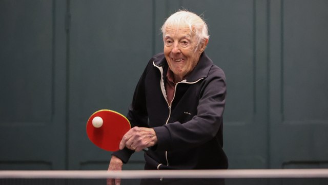 92-year-old becomes Britain's oldest ping pong player