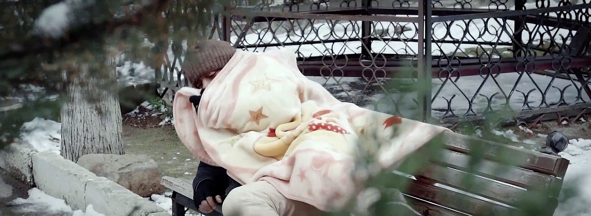 Elnar Xelilov - Sevgi Dilencisi (Official Video)