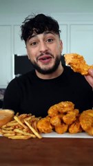 Follow for more ASMR videos🌮🍟 Credits: @thegoldenbalance #mukbang #asmr #fastfood #asmreating