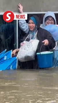 Flood-hit Sarawak residents urged to heed evacuation orders