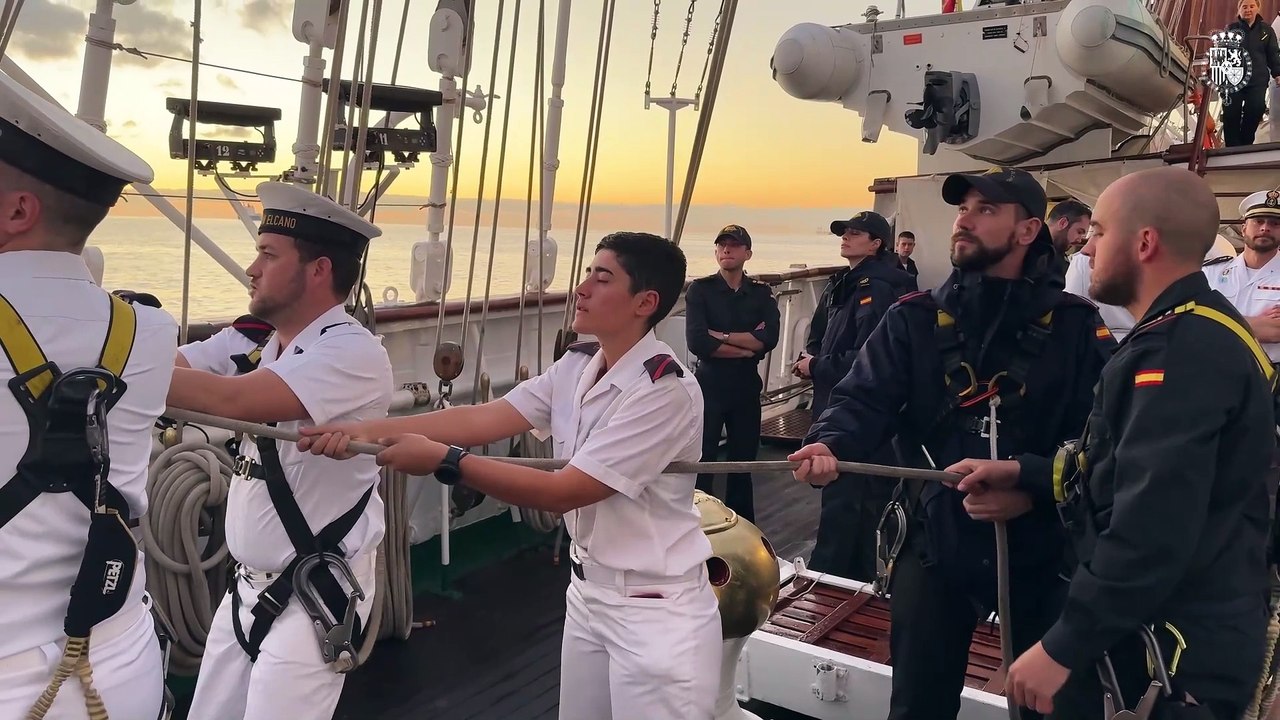 Leonor en acción: Casa Real muestra los momentos más sorprendentes de la rutina de la Princesa a bordo de Elcano (con buenos días incluido)