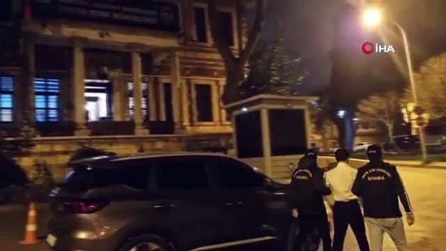 Eyüpsultan’da ailesini katleden şüpheli adliyeye sevk edildi