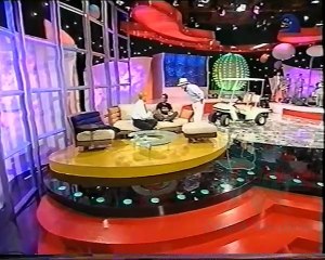 Martín Revoira Lynch atiende a Pablo Echarri