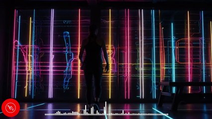 Dua Lipa - Training Season (Video)