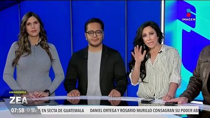 Mientras joven daba un espectaculo en el agua