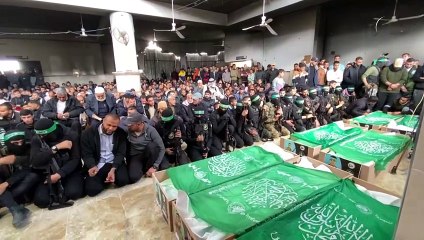 حماس تشيع 15 من مقاتليها في جنوب قطاع غزة