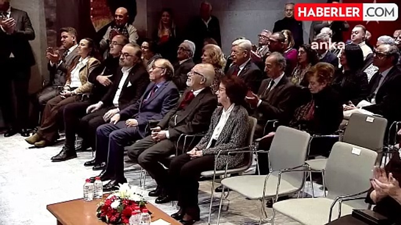 Teğmenler İhraç Edildi... Özgür Özel: "Teğmenlerin Geldiği Gün Siz İhraç Olacaksınız"