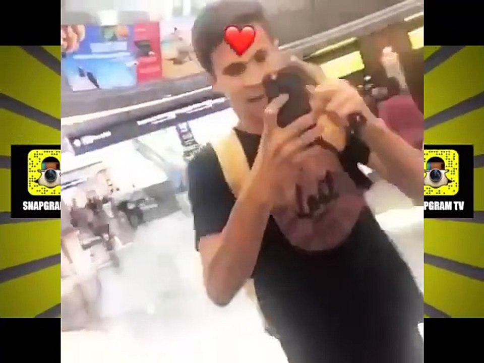 Playboi Carti And Asap Rocky 'Chased By Fans At Airport' 20170510