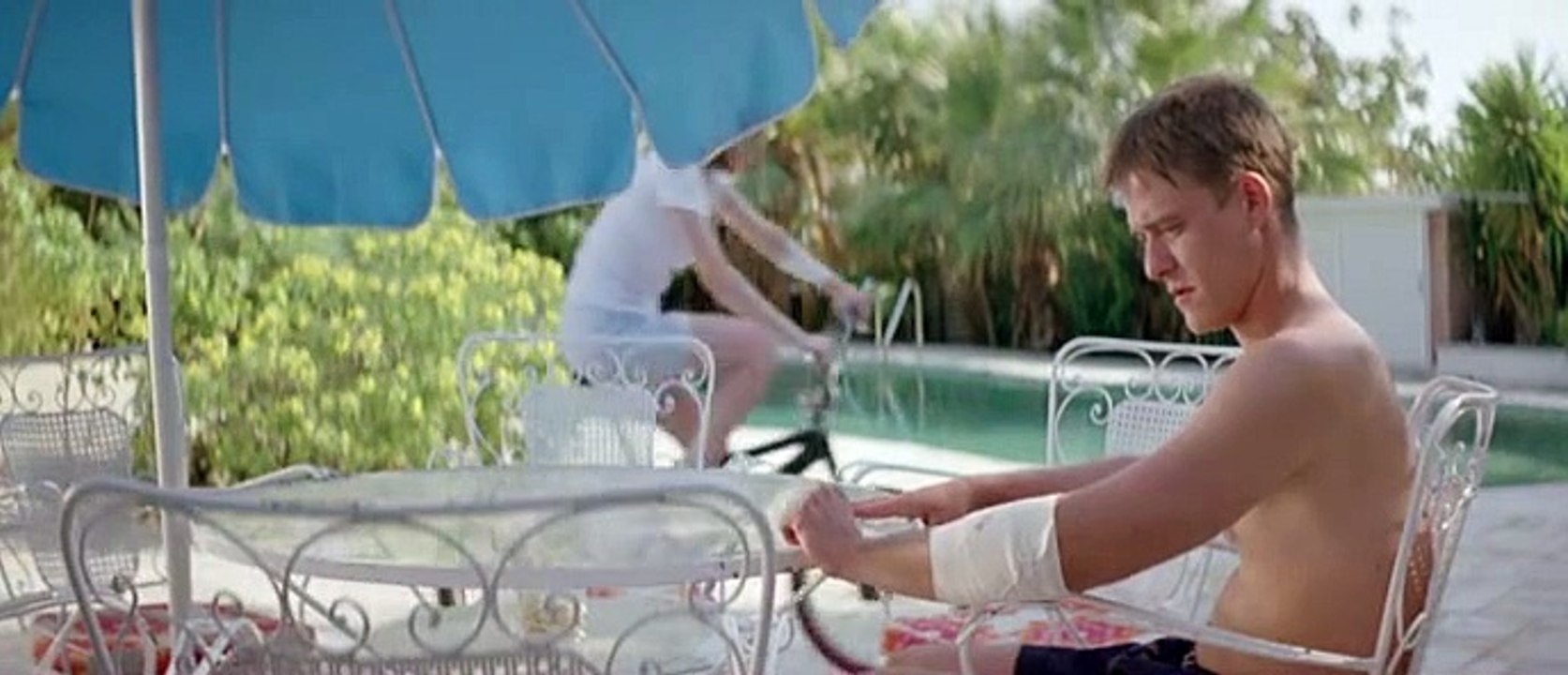 Dogtooth