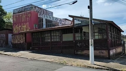 CHURRASCARIA ABANDONADA - UM LUGAR TERRÍVEL DE EXPLORAR