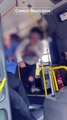 Passageiro e cobrador trocam socos em ônibus