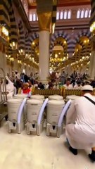 NazdeeQ A Raha Hai Ramzan Ka Maheena.