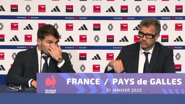 Auradou et Jegou sont entrés en jeu avec la France contre le pays de Galles - Rugby - Tournoi
