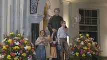 Miles de feligreses caminaron en la procesión de San Juan Bosco