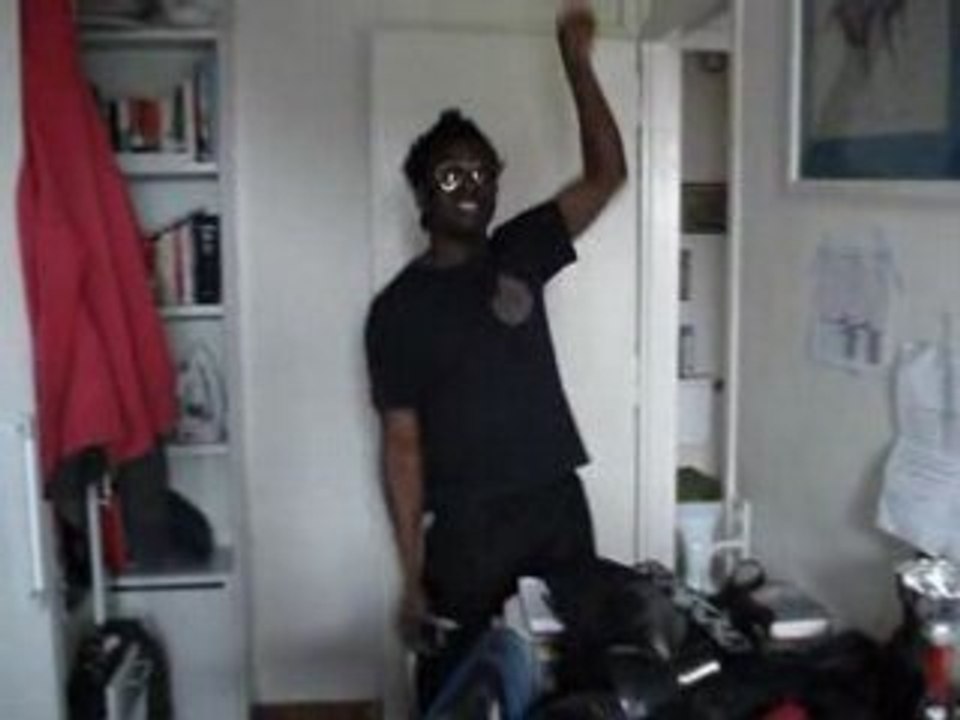 elektro dancer a.k.a PLASMA