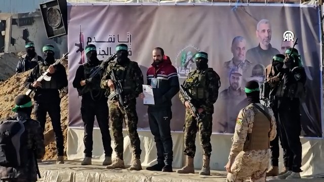 Esir takasının dördüncü turunda Gazze'deki iki İsrailli esir Kızılhaç’a teslim edildi