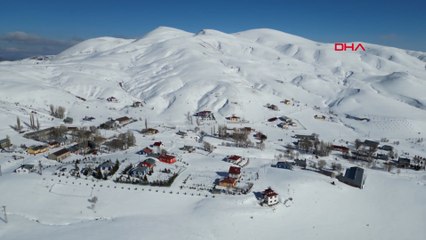 Kızıldağ'ın zirvesindeki köyde sadece 2 mevsim görülüyor