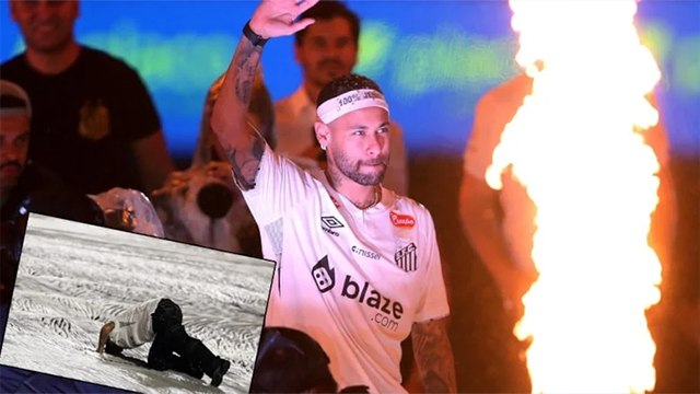 Neymar'a görkemli karşılama! Önlerinde eğildi