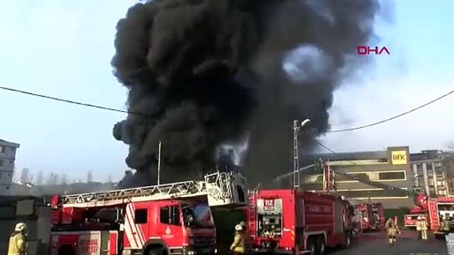 İstanbul- Çekmeköy'de lastik deposundaki yangın kontrol altına alındı -3 /Geniş haber- aktüel görüntü