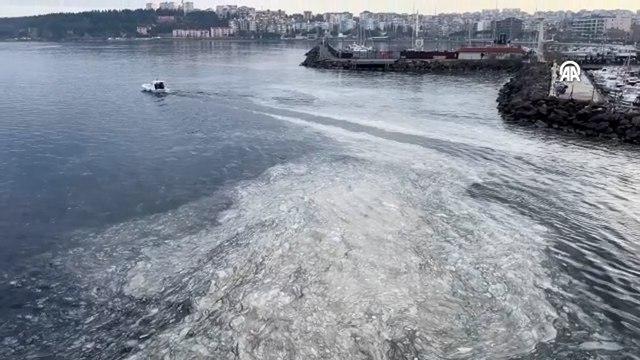 Çanakkale sahillerinde müsilaj görülmeye başlandı