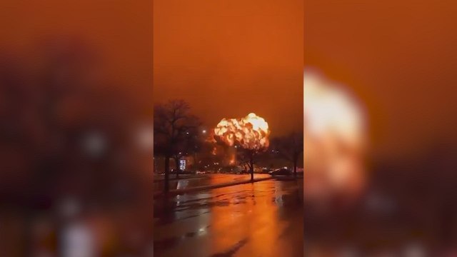 Eyewitness captures shocking footage of plane crash in Northeast Philadelphia