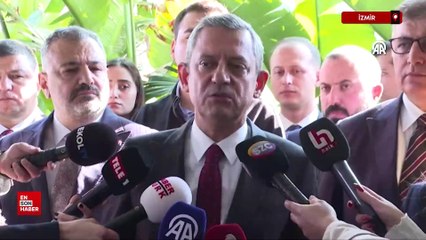 CHP Genel Başkanı Özel, İzmir'de gazetecilerin sorularını yanıtladı