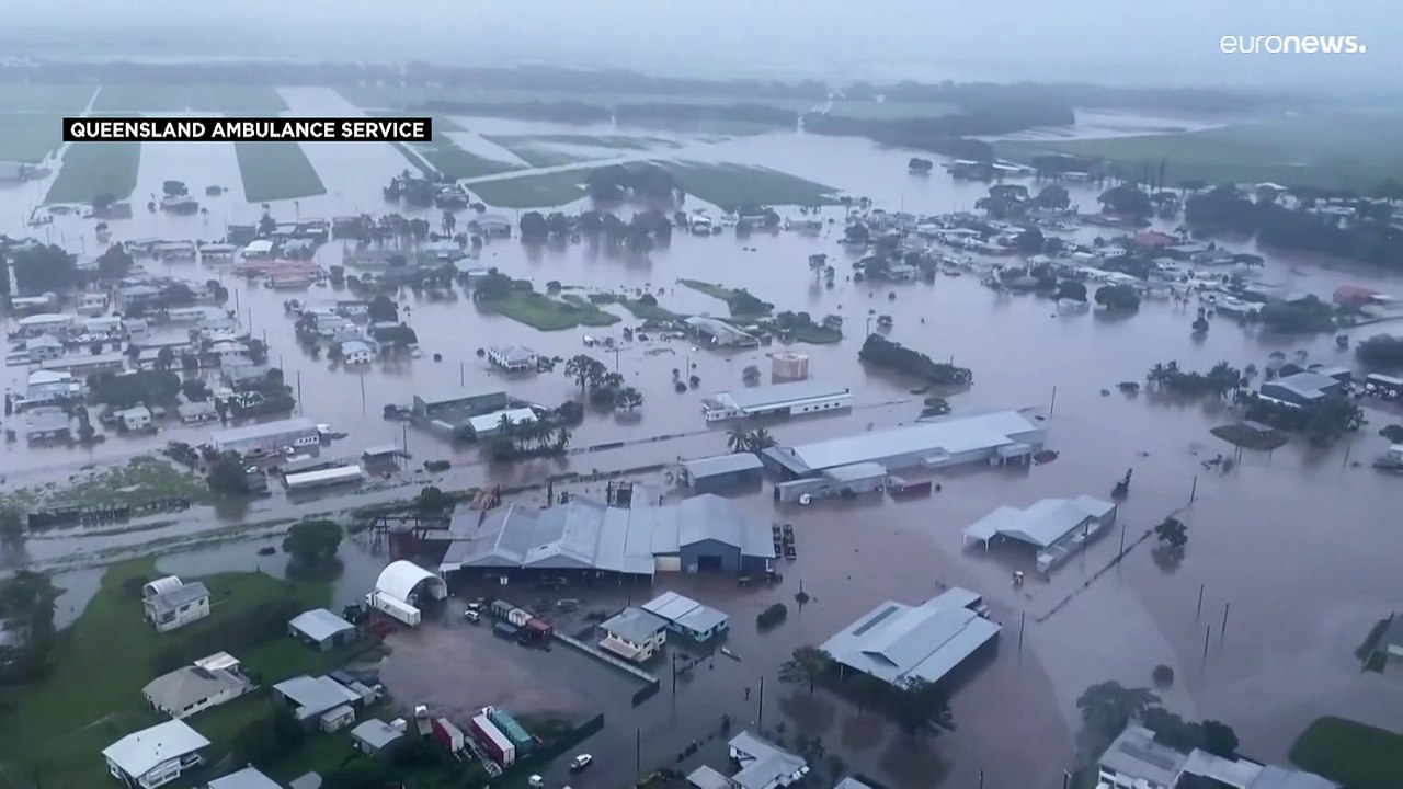لقطات جوية تكشف حجم الكارثة.. أحياء بأكملها تغرق في كوينزلاند الأسترالية