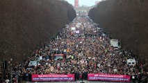 Miles de personas se manifiestan en Berlín contra la cooperación entre Afd y CDU