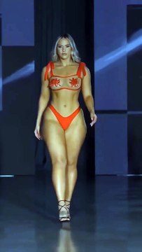 Marissa Dubois Curves outfit