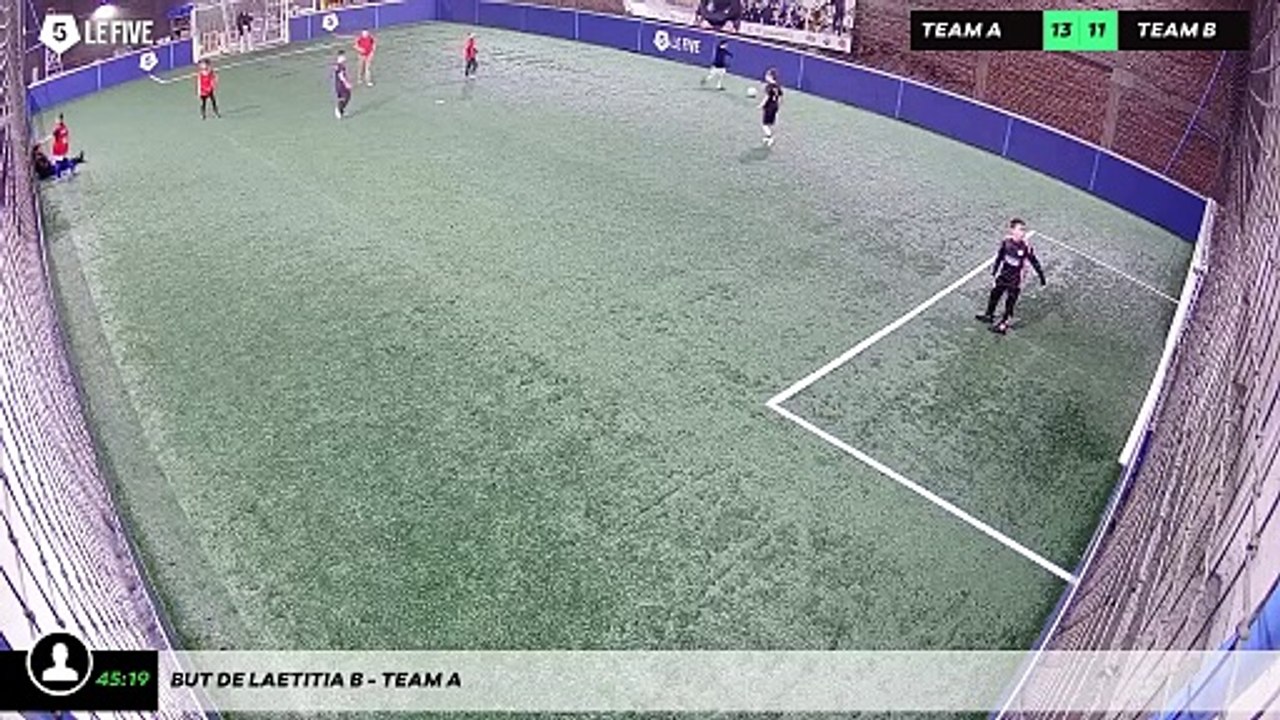 But de Laetitia B - Team A