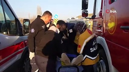 Kazada hurdaya dönen Fiat Tofaş araçta bir çift hayatını kaybetti